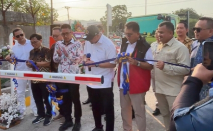 Atasi Kemacetan Truk di Teluk Bayur, Pelindo Padang Resmikan Lahan Parkir Logistik di By Pass