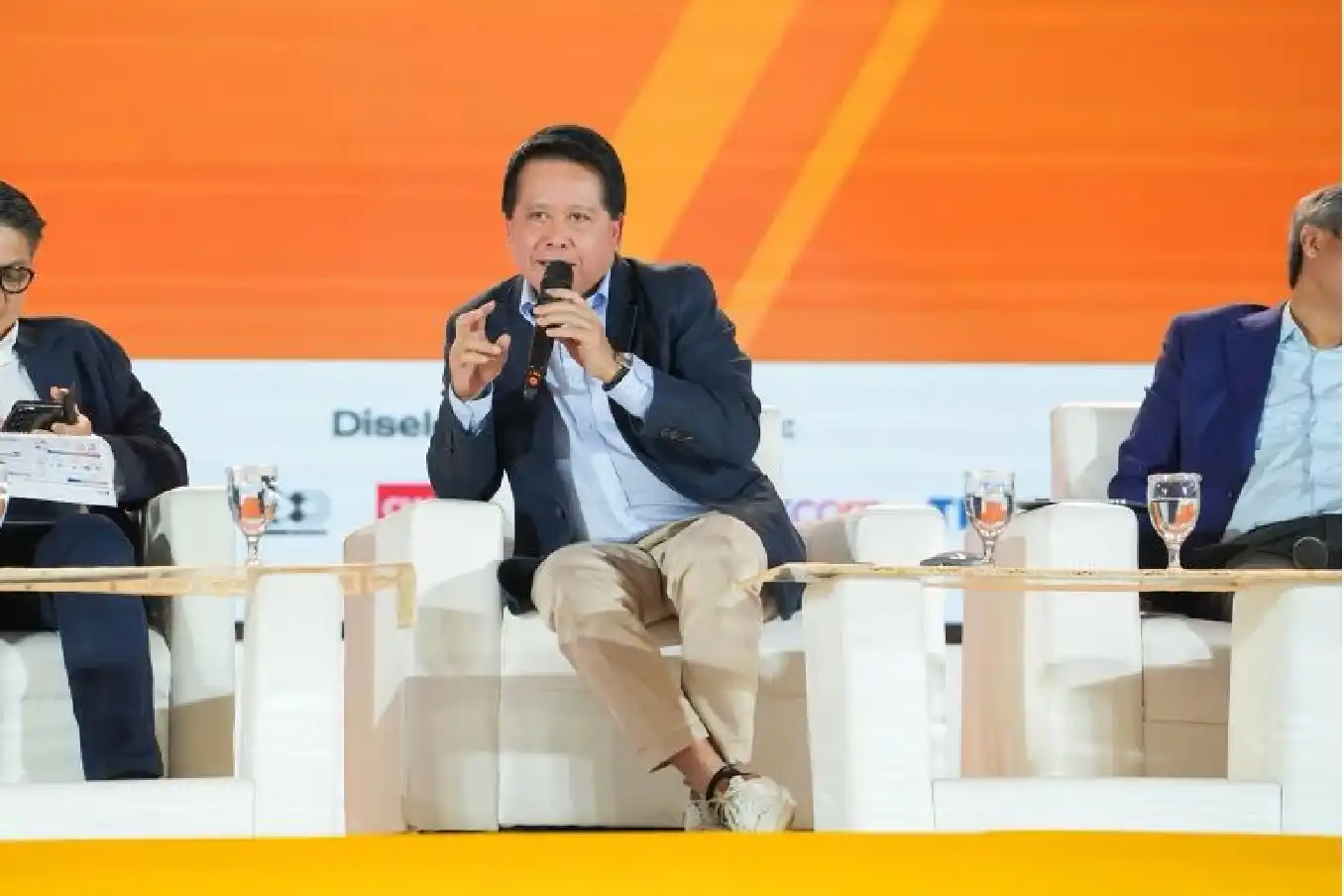BRI Peringatkan Nasabah Bisa Pergi Jika Bank Tak Segera Adopsi AI dan Gen AI