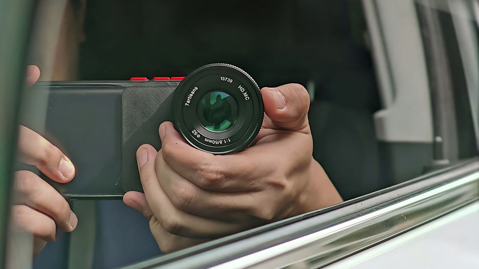 Clip-On Gadget Bukan Lagi Gimmick: 7 Perangkat Kecil Ini Buktikan Fungsinya di Kehidupan Nyata