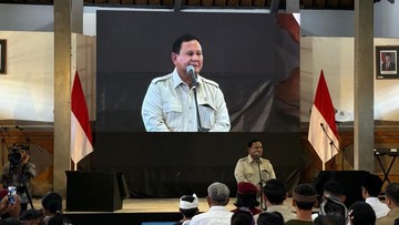 Prabowo Minta Siswa Sekolah Rakyat di Bali Tak Balas Bullying demi Angkat Derajat Orang Tua