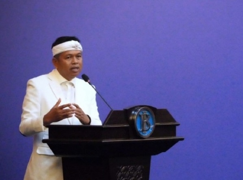 Gubernur Dedi Mulyadi Buka Rekening Pribadi, Bantah Bonus Persib dari Dana Bank bjb