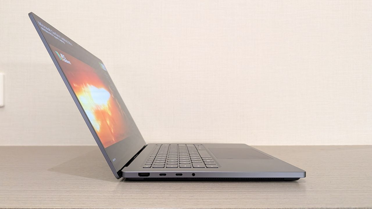 Microsoft Puncaki Pekan Besar dengan Surface Laptop Ultra dan RTX Spark, Dell XPS 13 Mulai Rp11 Juta