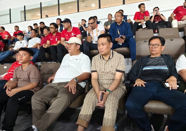 Nobar Timnas Indonesia U-19 vs Myanmar di Stadion Utama Sumut, Ribuan Warga Padati Acara Bobby Nasution