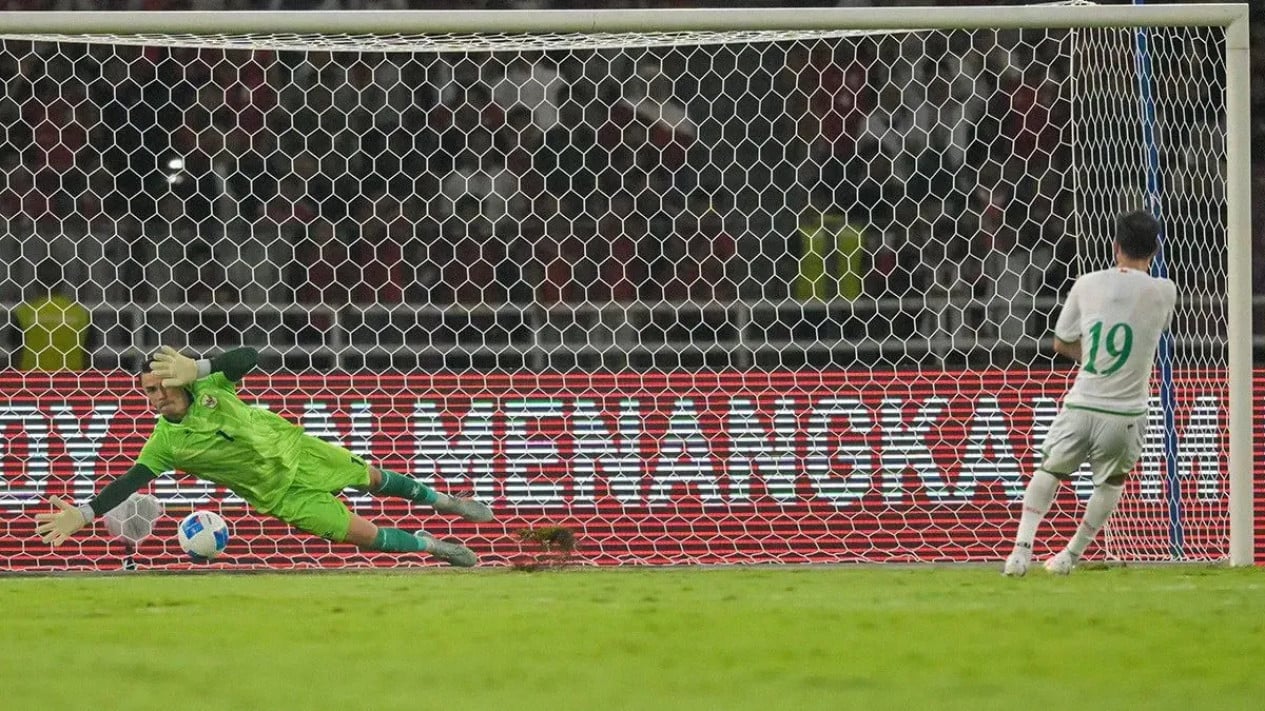 Persaingan Kiper Timnas Indonesia Memanas, Emil Audero Mulai Ungguli Maarten Paes di Era John Herdman