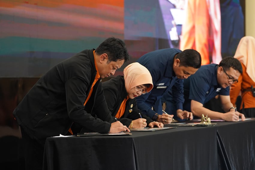 PT Pos Indonesia dan BPS Luncurkan Sampul Peringatan Edisi Khusus Sensus Ekonomi 2026, Sebuah Simbol Sejarah