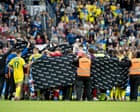 Christian Eriksen Pingsan Lagi di Laga Denmark vs Ukraina, ICD-nya Bekerja Sempurna