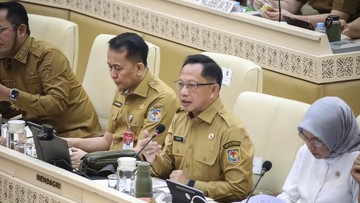 Tito Karnavian Tolak Opsi PHK PPPK dan Honorer, Dorong Pemda Genjot PAD