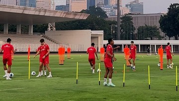 Justin Hubner Hanya Jadi Penonton di Latihan Timnas Indonesia Jelang Lawan Mozambik