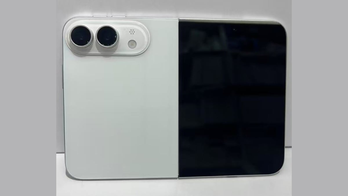 Bocoran iPhone Lipat Terbaru: Layar 7,8 Inci, Kamera Ganda, dan Lipatan Layar yang Masih Terlihat