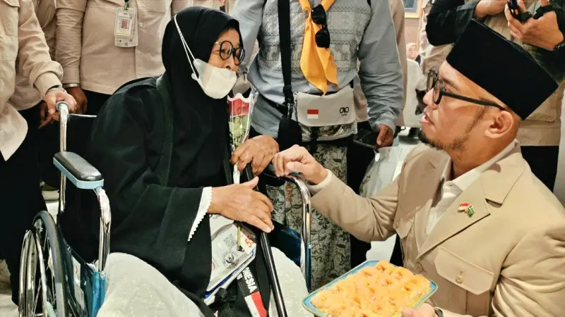 KBIHU Jawa Barat Diduga Tipu 140 Jemaah Haji dengan Badal Haji Fiktif, Kerugian Tembus Rp1,4 Miliar