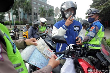 Polri Ancang Sanksi Tilang Pengendara Motor yang Modif Pelat Nomor Demi Hindari ETLE