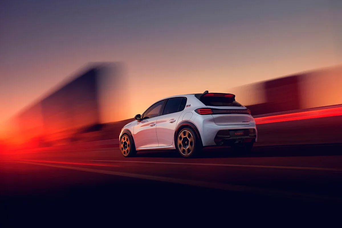 Peugeot 208 GTi Resmi Meluncur 12 Juni, Jadi Hot Hatch Listrik dengan Tenaga 276 HP
