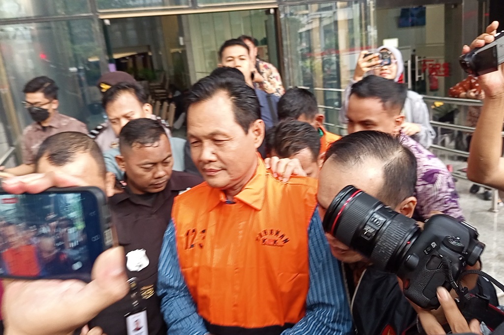 KPK Tahan Bupati Muara Enim Edison Terkait Dugaan Suap dan Gratifikasi Pengadaan Rp2 Miliar