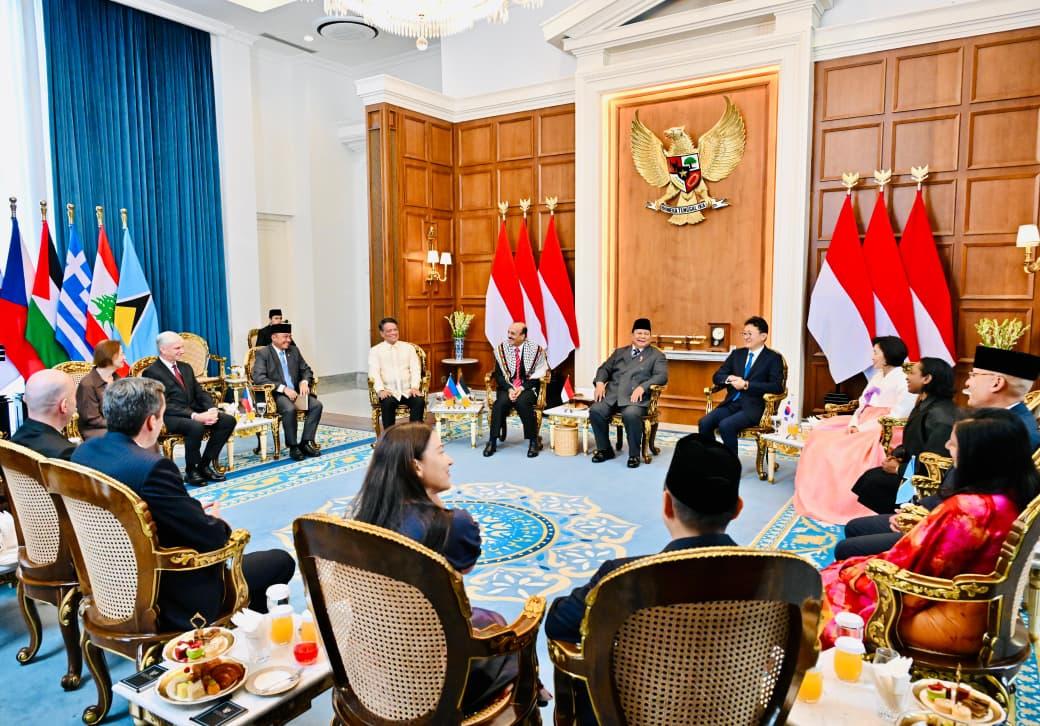 Presiden Prabowo Terima Surat Kepercayaan Delapan Dubes, Kerja Sama Maritim dan Budaya Jadi Prioritas