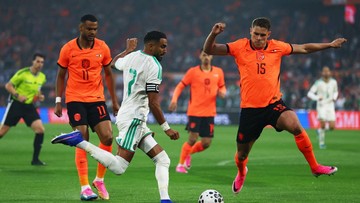 Dua Penalti Gakpo dan Kartu Merah Til Warnai Kemenangan Belanda atas Uzbekistan