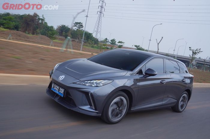 MG4 EV Buktikan Diri Mobil Listrik Terbaik di Kelasnya, Raih OTOMOTIF Award 2026