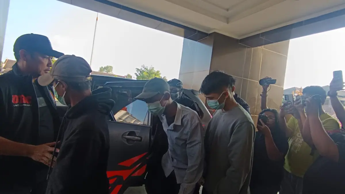 Bukan Teror, Video Pocong Viral di Solo Terungkap sebagai Simulasi Pendadaran Pencak Silat