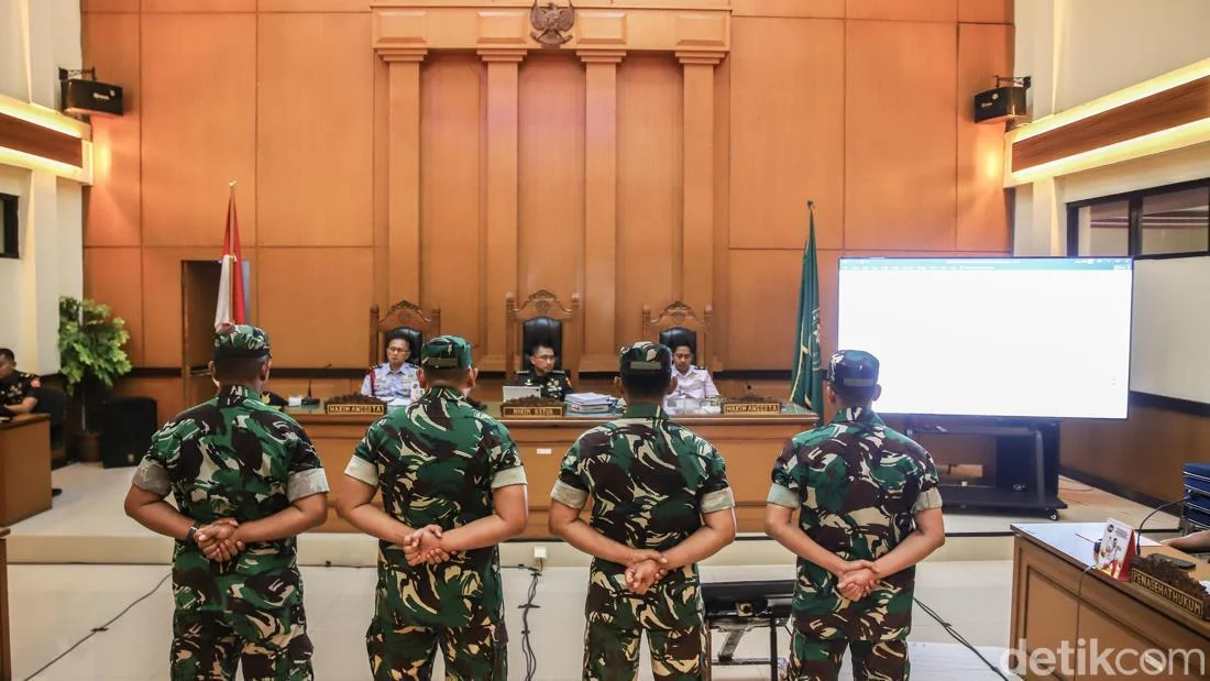 Empat Prajurit TNI Divonis Hari Ini atas Penyiraman Air Keras ke Aktivis KontraS