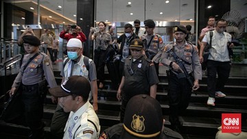 KPK Geledah Ruang Kerja Wakil Menteri Imigrasi, Sita Dokumen dan Uang Tunai Puluhan Juta