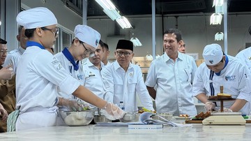 Menteri P2MI Mukhtarudin Resmikan Migrant Center di Batam, Targetkan Cetak 50.000 Tenaga Terampil Global per Tahun