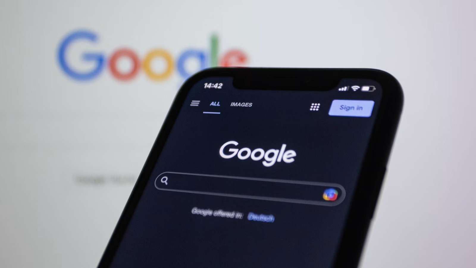 Pengadilan Jerman Menangkan Gugatan Publisher, Google Bertanggung Jawab Penuh atas Hoaks AI Overviews