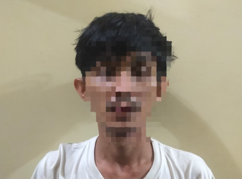 Satreskrim Polresta Kendari Amankan Pria Bawa Dua Pisau di Jalan Ahmad Yani, Berawal dari Laporan Orang Mengamuk