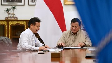 Seskab Teddy Indra Wijaya Buka Hasil Pertemuan Prabowo dengan Menkes Budi Gunadi: Tiga Program Prioritas Kesehatan Disorot