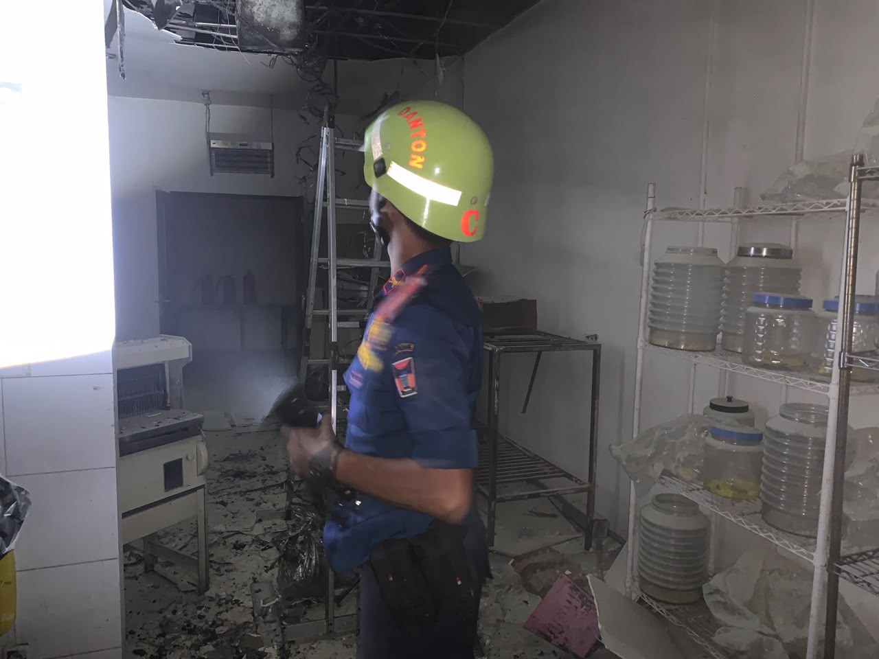Kebakaran Landa Hotel Truntum Padang, Sumber Api dari Area Dapur
