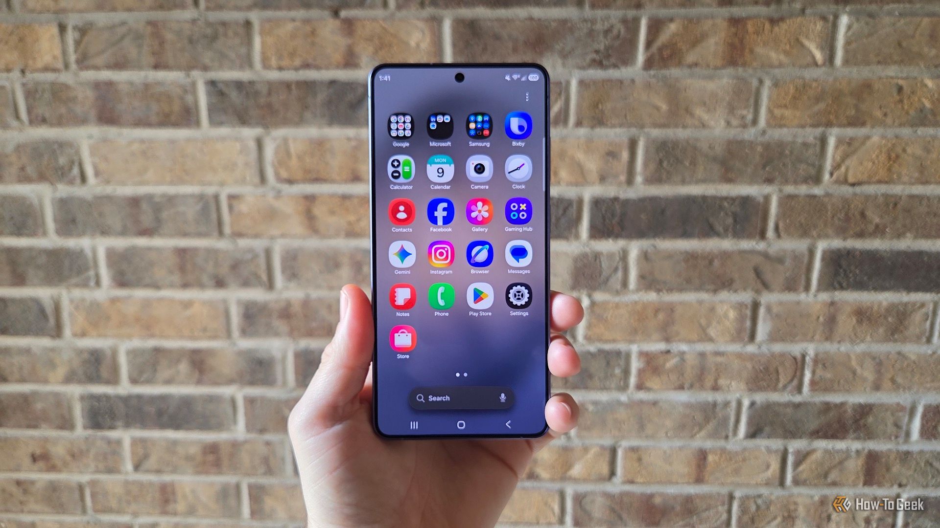 Samsung Galaxy Penuh Aplikasi Bawaan, Jurnalis Senior Ungkap 5 Aplikasi yang Langsung Dihapus