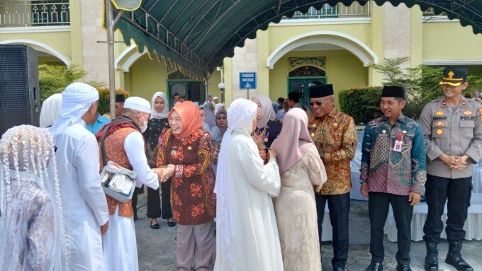 164 Jemaah Haji Kotawaringin Barat Tiba di Pangkalan Bun, Satu Orang Meninggal di Arab Saudi