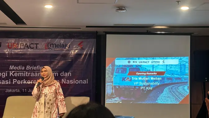 KAI Gas Pol Elektrifikasi Jalur Kereta, Target Emisi Merosot Drastis