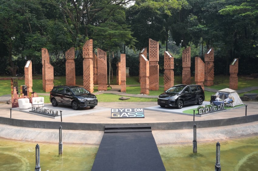BYD M6 DM Resmi Dijual Rp 298 Juta, PHEV Pertama di Bawah Rp 300 Juta di Indonesia