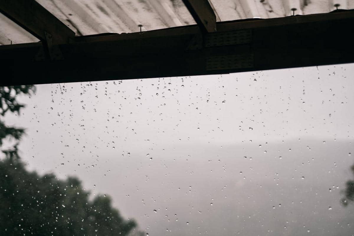 Cuaca Akhir Pekan di Serang Raya dan Cilegon: Berawan Dominan, Hujan Ringan Mengintai Kota Cilegon