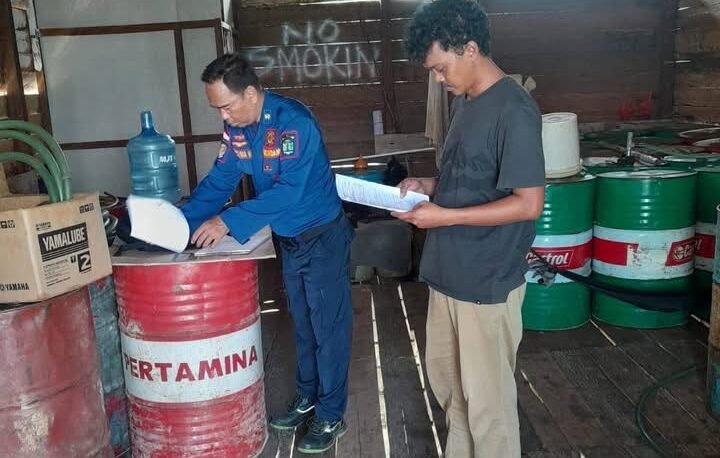 Damkar Nunukan Inspeksi Kios BBM di Pesisir, Temukan Sejumlah Pelanggaran Standar Keselamatan