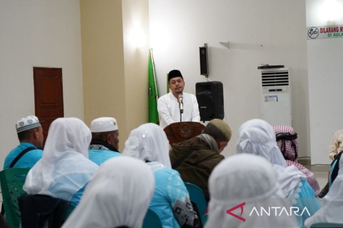 Bupati Padang Lawas Utara Sambut 105 Jemaah Haji Kloter 09, Satu Warga Dilaporkan Wafat di Tanah Suci
