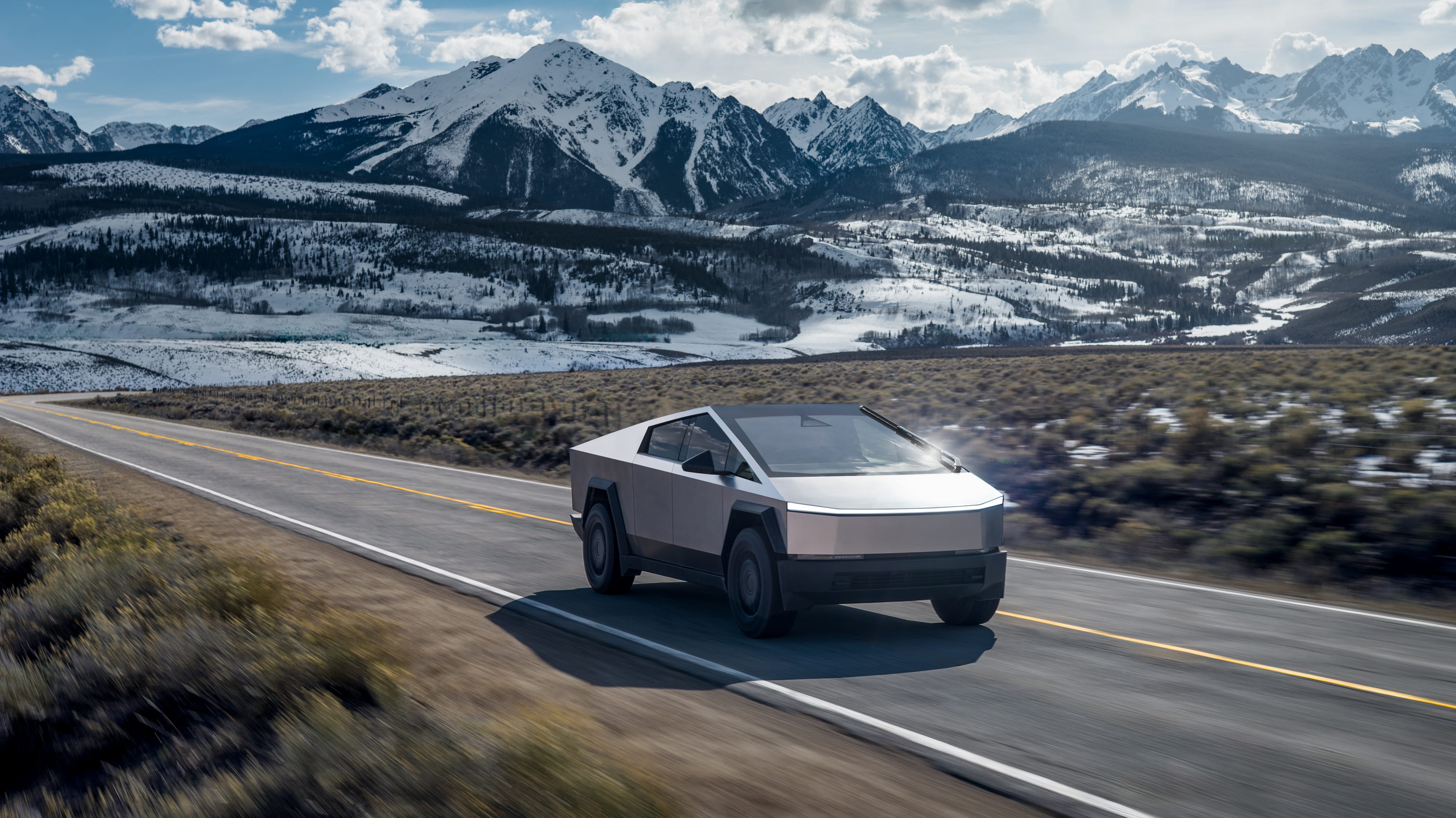Pemilik Tesla Cybertruck Basis Mengeluh, Transfer FSD Diblokir Tanpa Upgrade Trim Rp 300 Jutaan