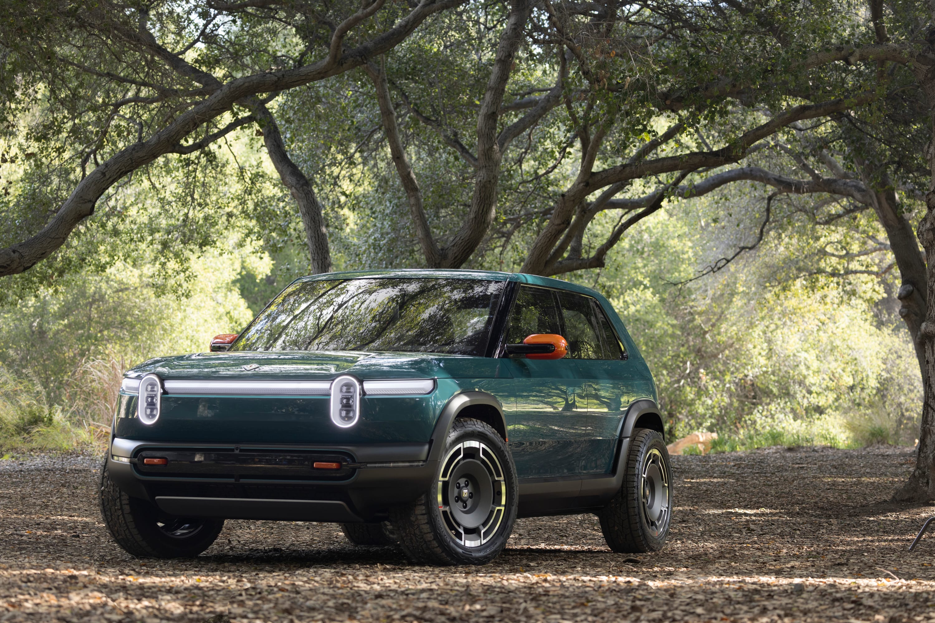 Rivian R3X Tertunda Hingga 2028, SUV Listrik Sporty Ini Baru Meluncur Setelah Pabrik Georgia Beroperasi