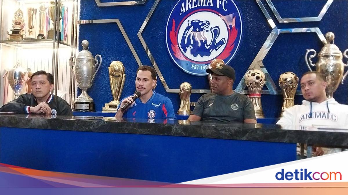 Arema FC Resmi Lepas Pablo Oliveira, Gelandang Brasil yang Berjuang Melawan Cedera Berat