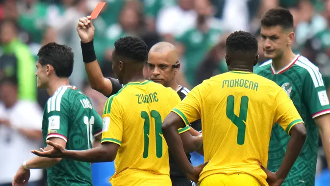 Tiga Kartu Merah di Laga Pembuka Piala Dunia 2026 Bikin Alan Shearer Khawatir dengan Standar Wasit