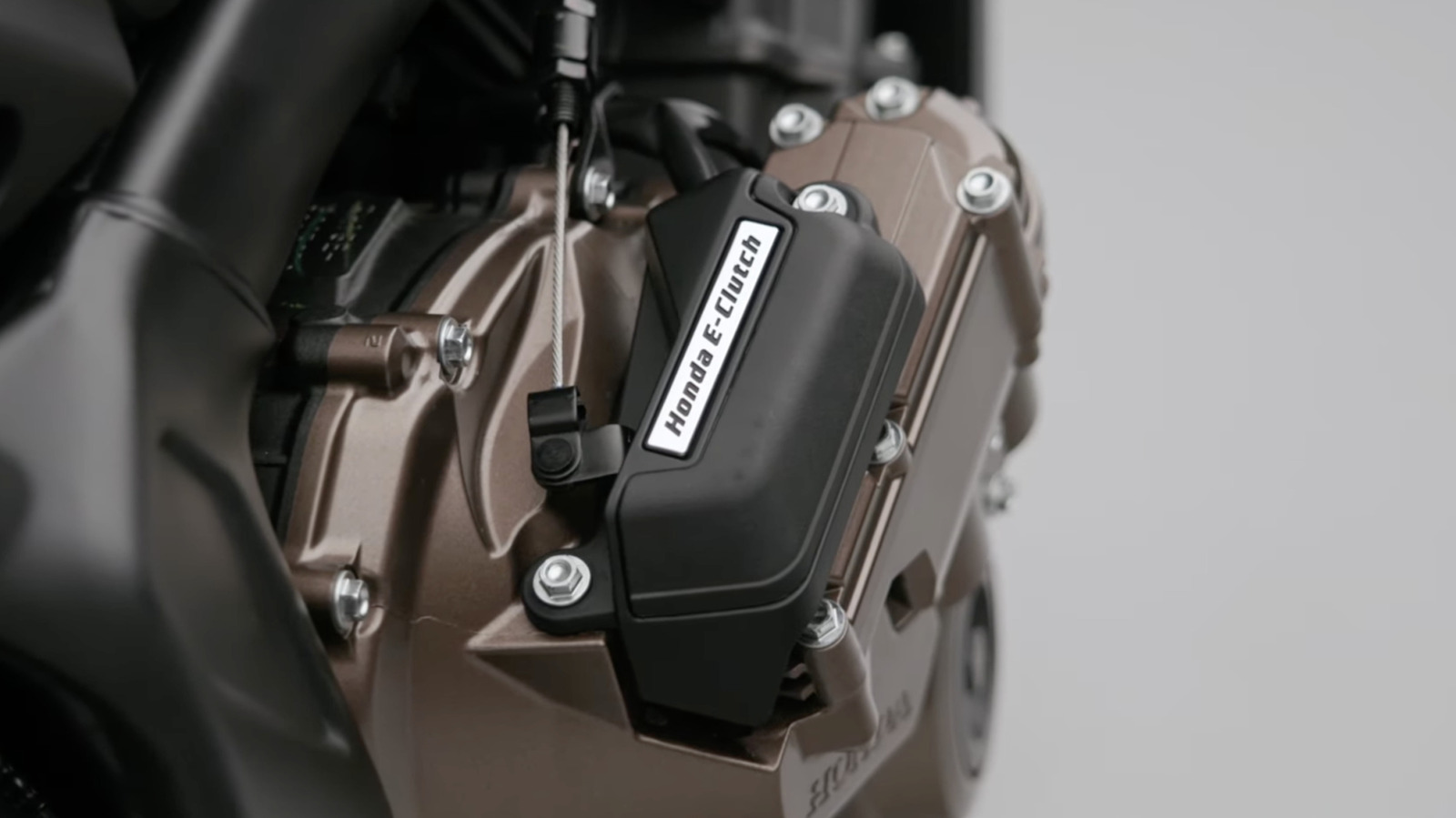 Honda E-Clutch Bikin Motor Manual Bisa Digas Tanpa Tarik Kopling, Begini Cara Kerjanya