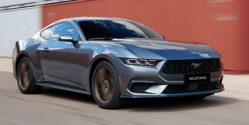 Ford Siapkan Mustang 4-Pintu untuk Hidupkan Kembali Pasar Sedan Performa Tinggi