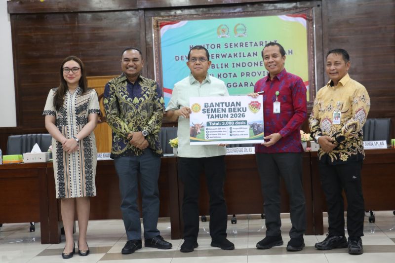 Pemprov NTT Targetkan Pusat Pengembangan Ternak Nasional Usai Terima 3.000 Dosis Semen Beku Sapi Unggul dari Kementan