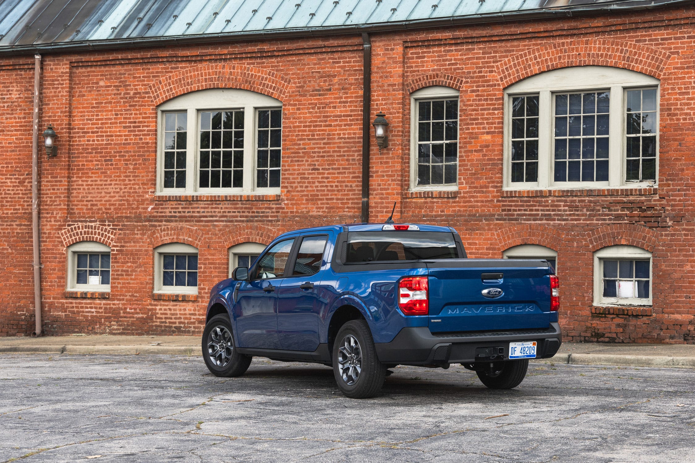 Ford Maverick XLT Pilihan Paling Rasional, Hybrid dan Paket 4K Tow Jadi Opsi Menarik