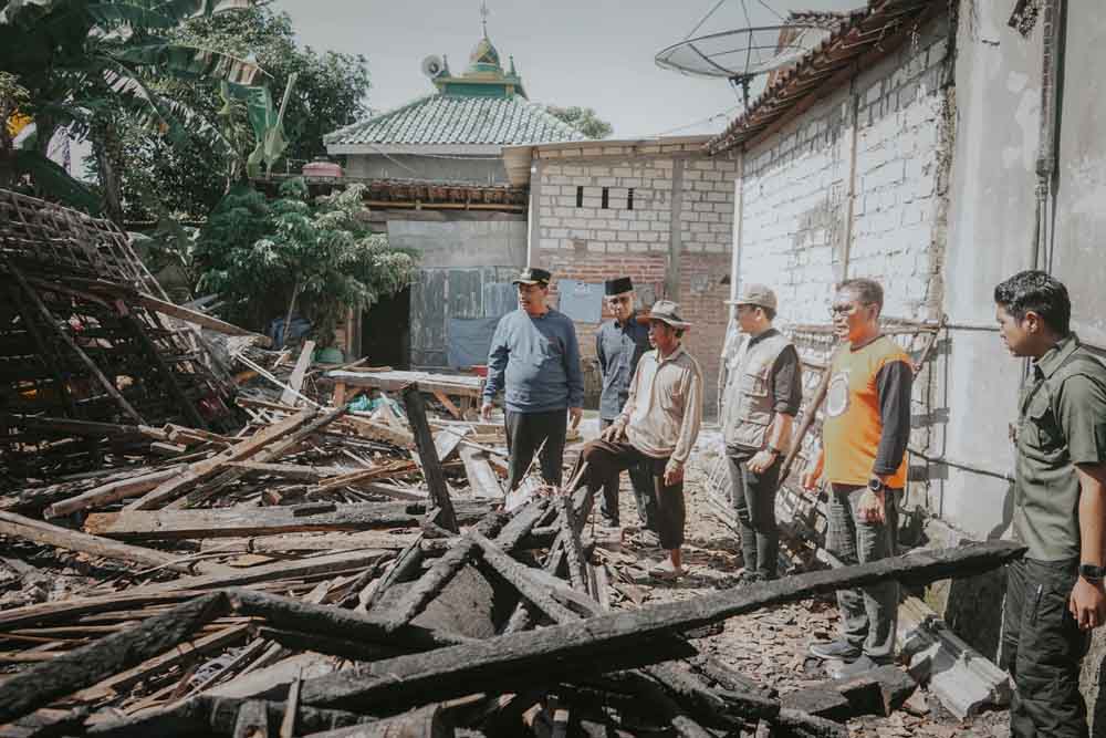 Bupati Rembang Tinjau Langsung Korban Kebakaran Balongmulyo, Bantuan Darurat hingga Rekonstruksi Rumah Disiapkan
