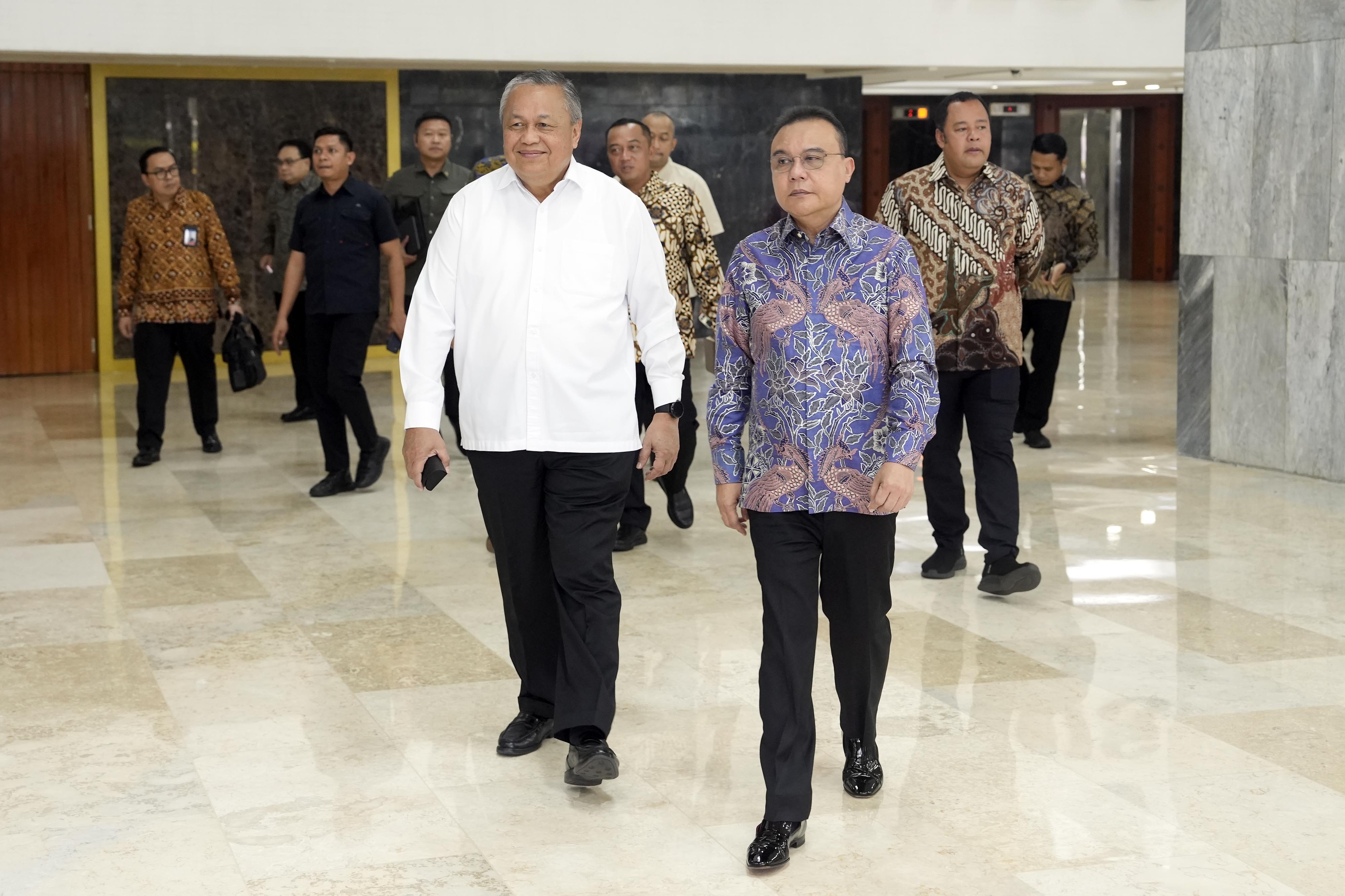 Bank Indonesia dan China Teken Perjanjian Transaksi Lokal, DPR: Langkah Tepat Perkuat Rupiah