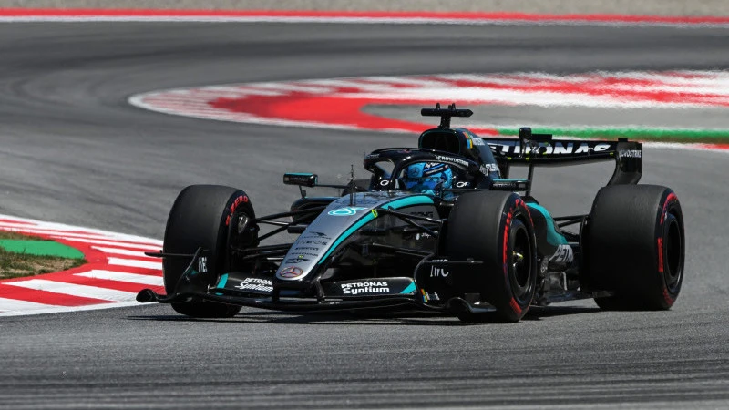 George Russell Rebut Pole Position F1 Spanyol 2026, Tepat di Balapan ke-100 Bersama Mercedes