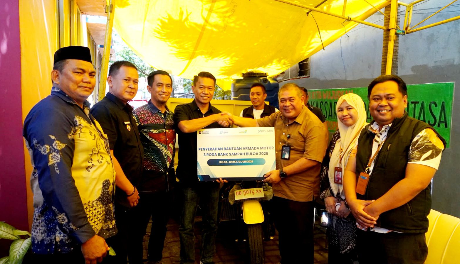 Bantuan Motor Roda Tiga dari Pelindo Regional 4 Makassar untuk Kelurahan Buloa: Dukung Pelayanan dan Lingkungan