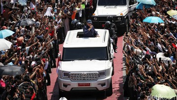 Maung MV3 Garuda Limousine Ternyata Dirancang Tanpa Sunroof, Baru Ditambahkan 3 Hari Sebelum Pelantikan Prabowo