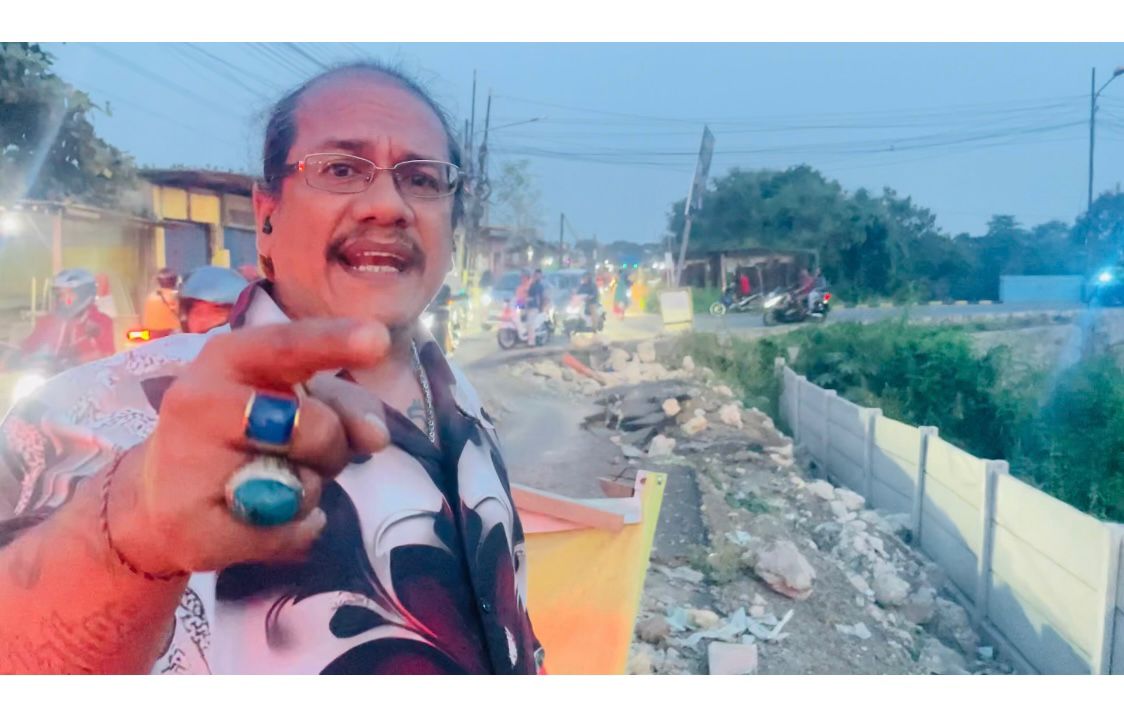 Ketua Umum KP3D Tuding PLT Bupati Bekasi Takut Tuntut Kontraktor Proyek Jalan CBL yang Longsor