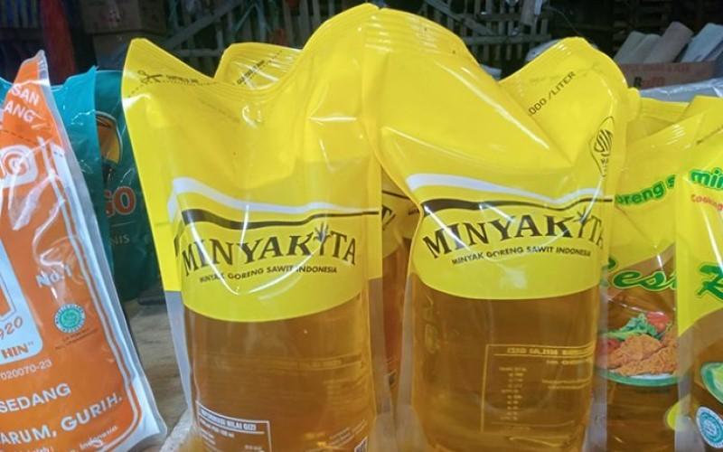 Harga Minyak Goreng Naik Tak Wajar, Presiden Prabowo Perintahkan Bulog dan ID Food Kuasai 100% Minyakita